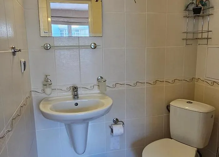 Rainbow 2 40 شقة *